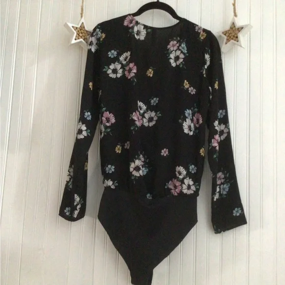 Body 🌴 DIVIDED - Picture 4 of 5